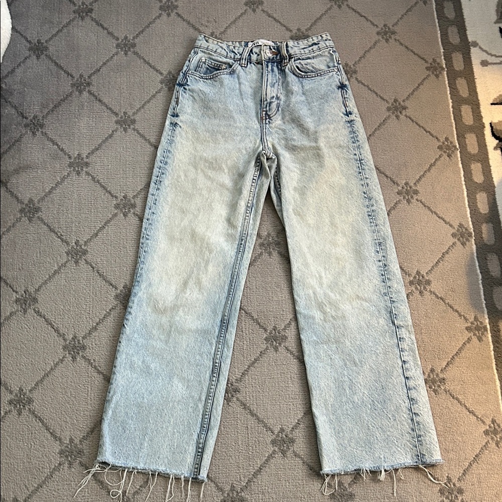 Zara Women's Light Blue Straight Leg Raw Hem Jeans